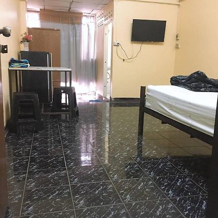 Sam Apartment Bangkok Luaran gambar